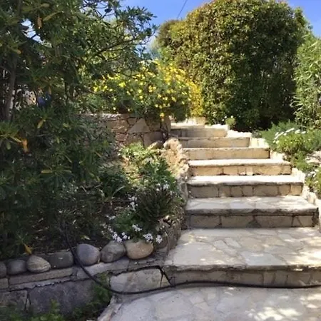 Villa La Rosa Vue Exceptionnelle Avec Piscine Terrain De Pétanque *